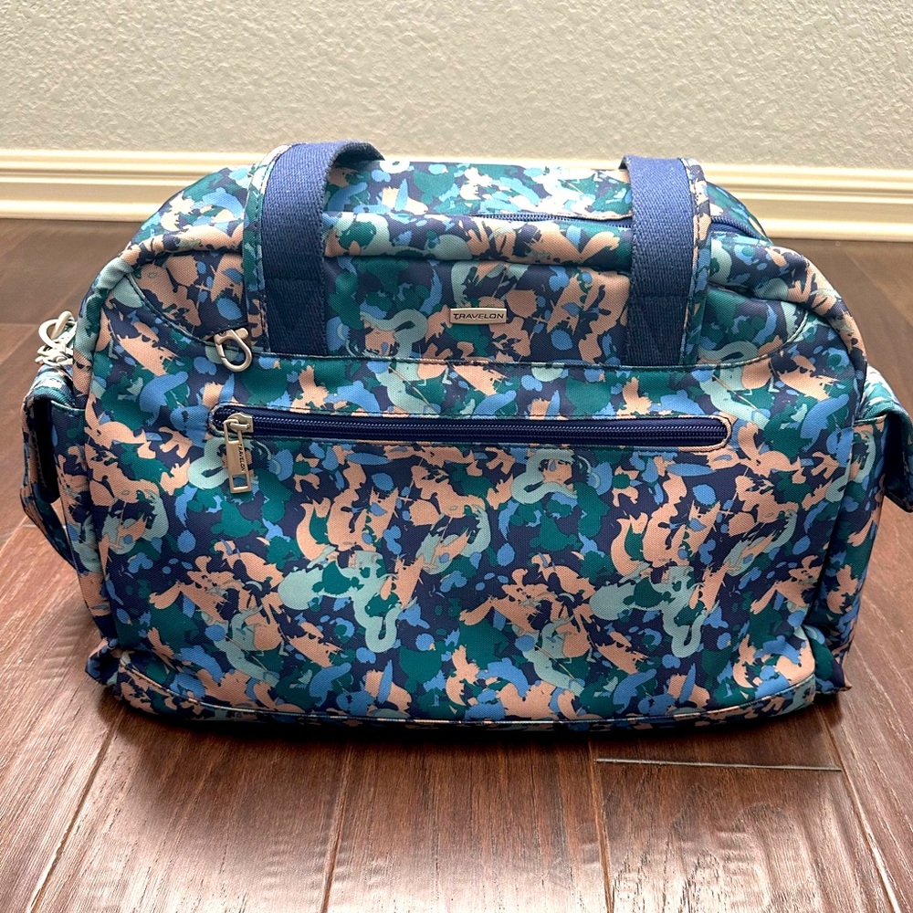 Travelon Anti-theft Overnight Mini Duffle with RFID (Color: Splash Camo)